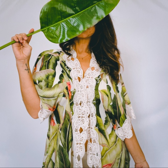 FARM Rio Tops - Farm Rio White Palms Butterfly Crochet Kimono Boho Swim Cover-Up Bold Size small